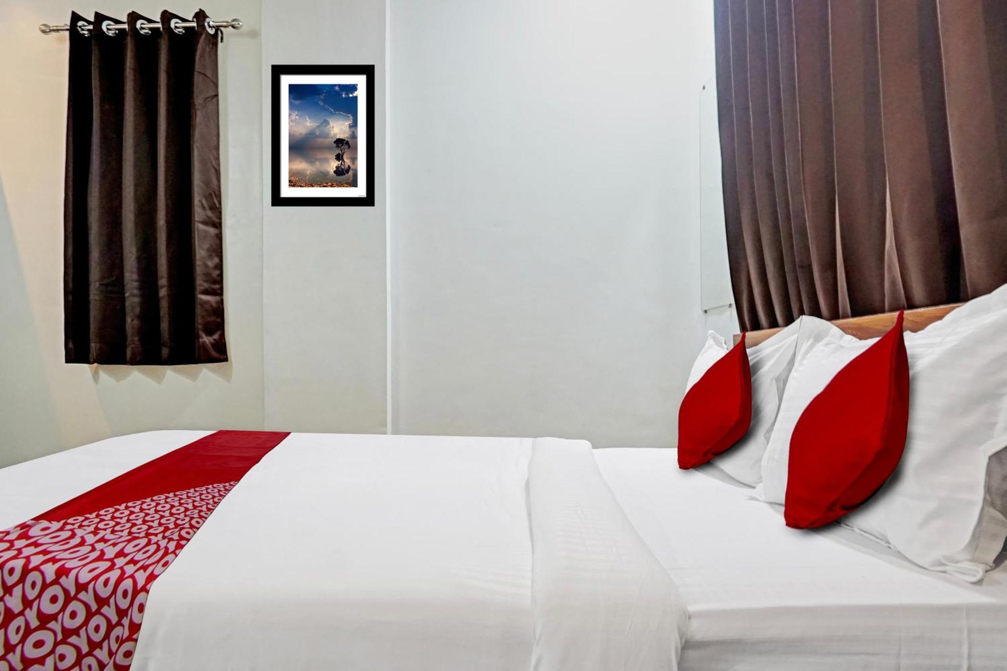 Super Hotel O Aru Sai Pune Exterior foto